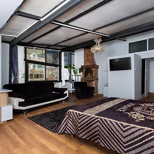 8 House , Balçova Turquía