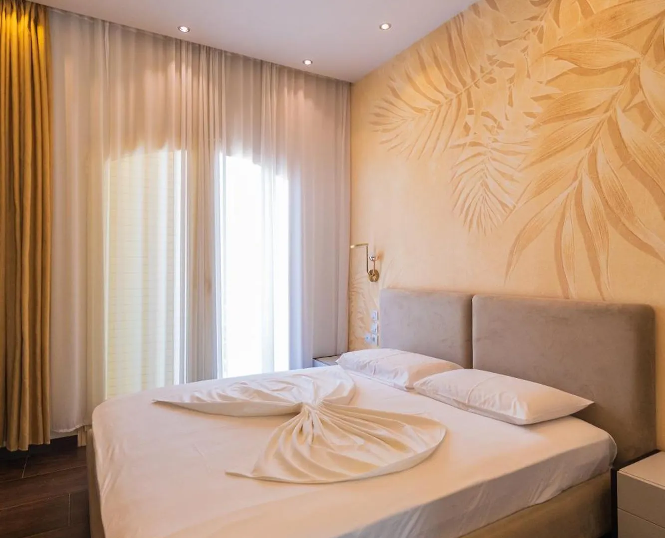 Royal Blue Hotel Dhermi