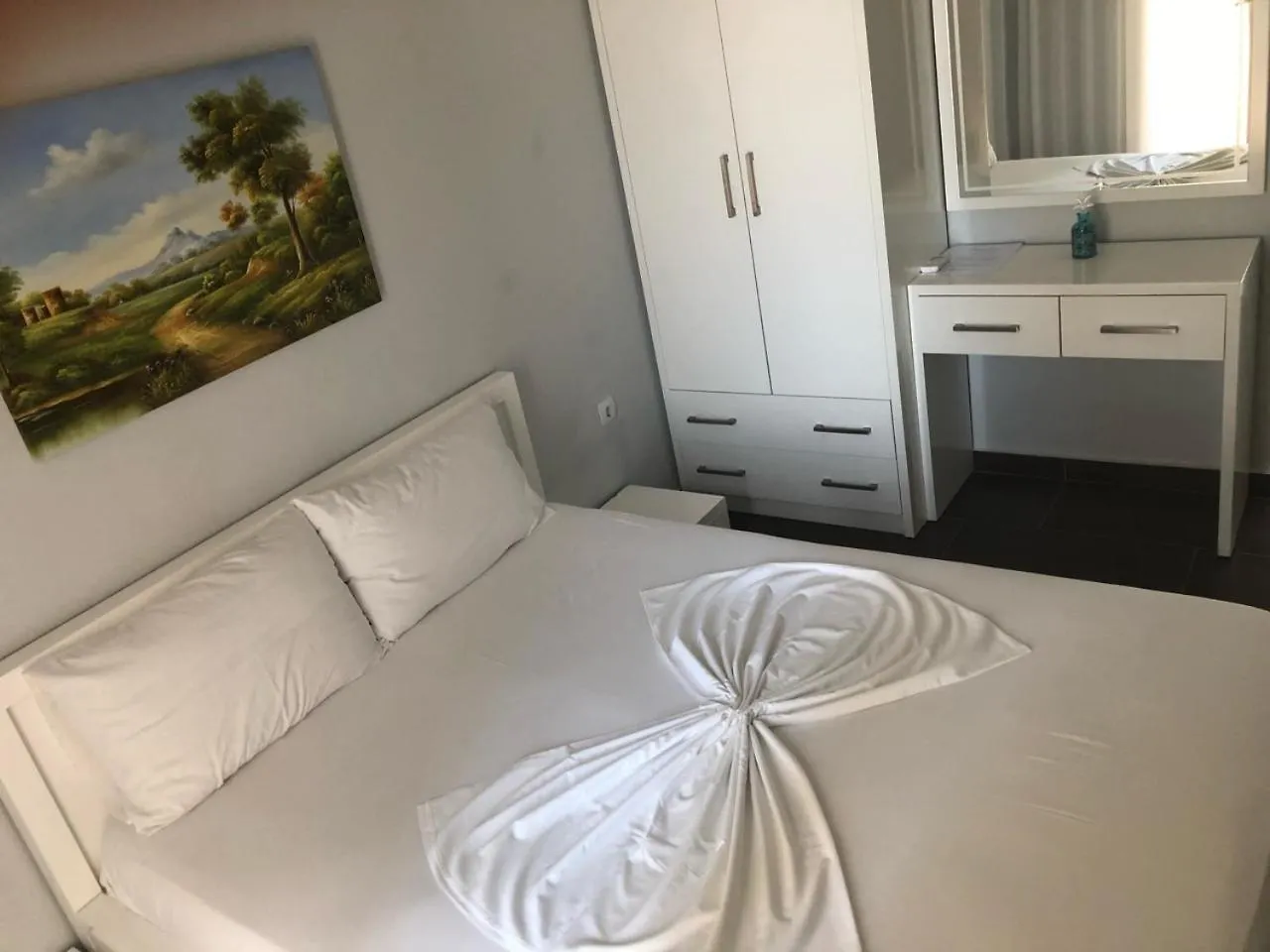 Royal Blue Hotel Dhermi