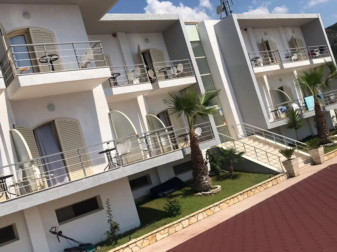 Royal Blue Hotel Dhermi